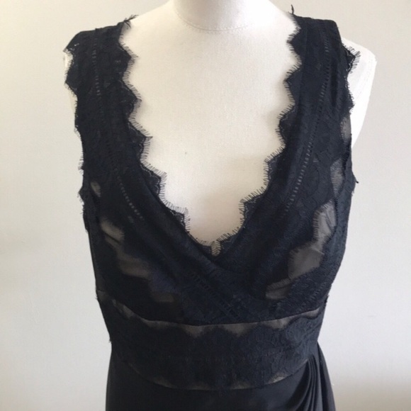 Js Collections black lace vneck dress - Picture 2 of 5